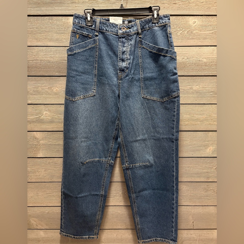 NWT Frye Barrel Jeans
